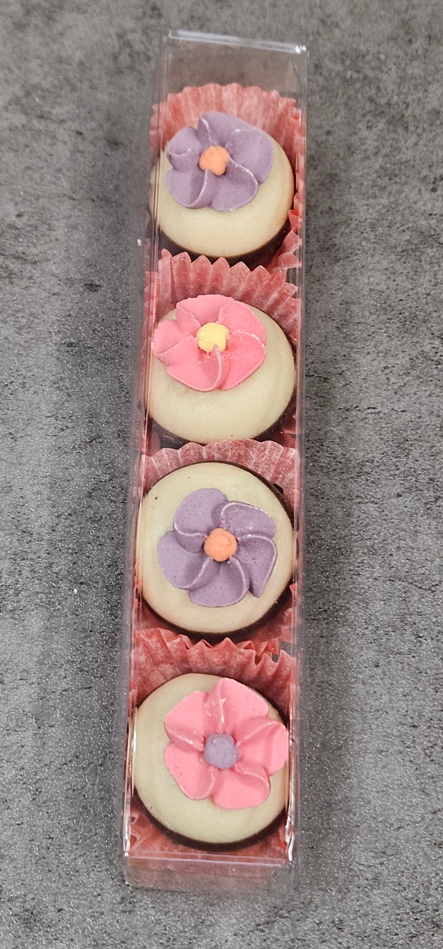 Marzipan flowers dipped in chocolate, 100g