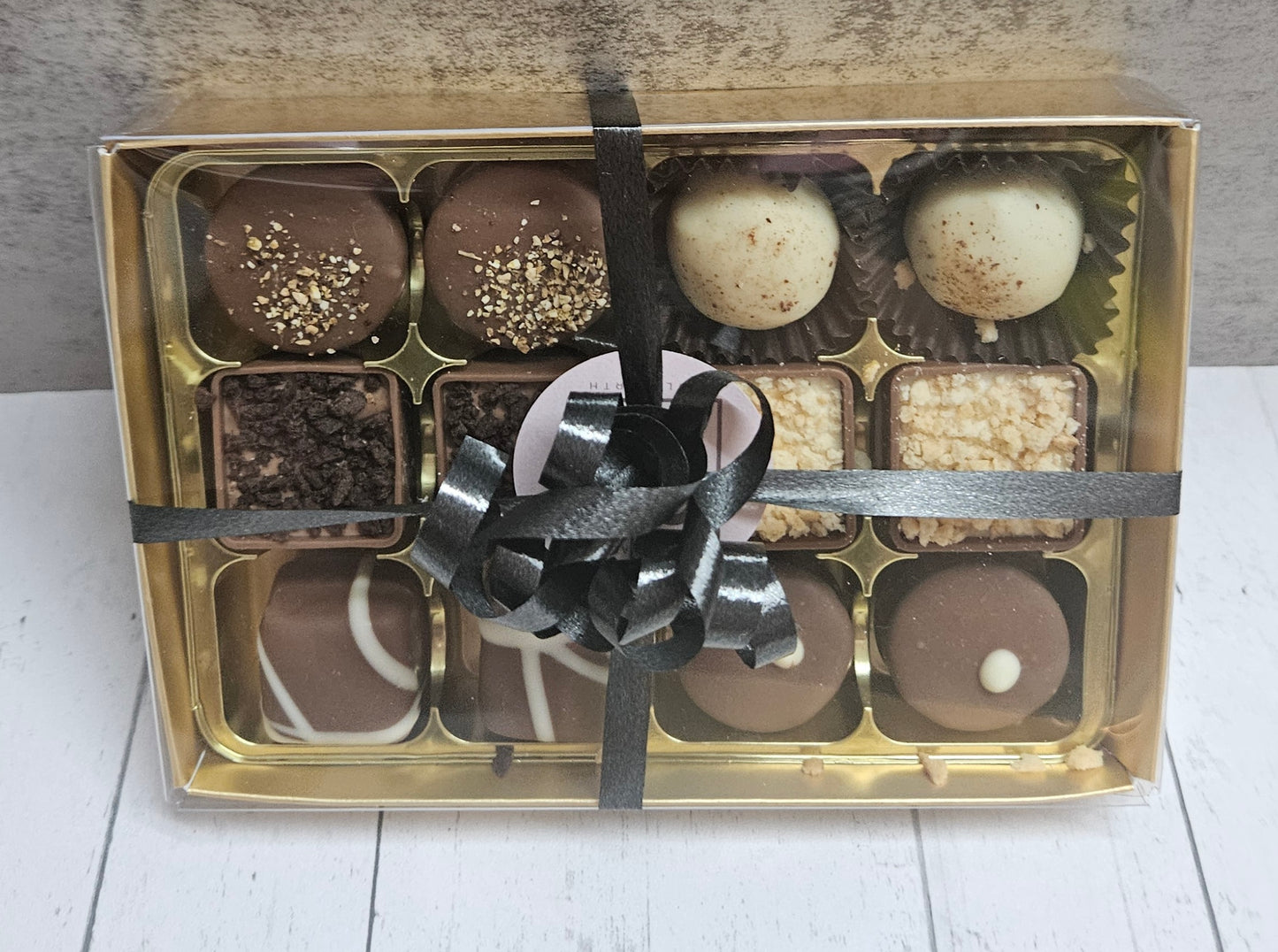 Mixed Chocolate Selection, No Alcohol & No Nuts, 220g