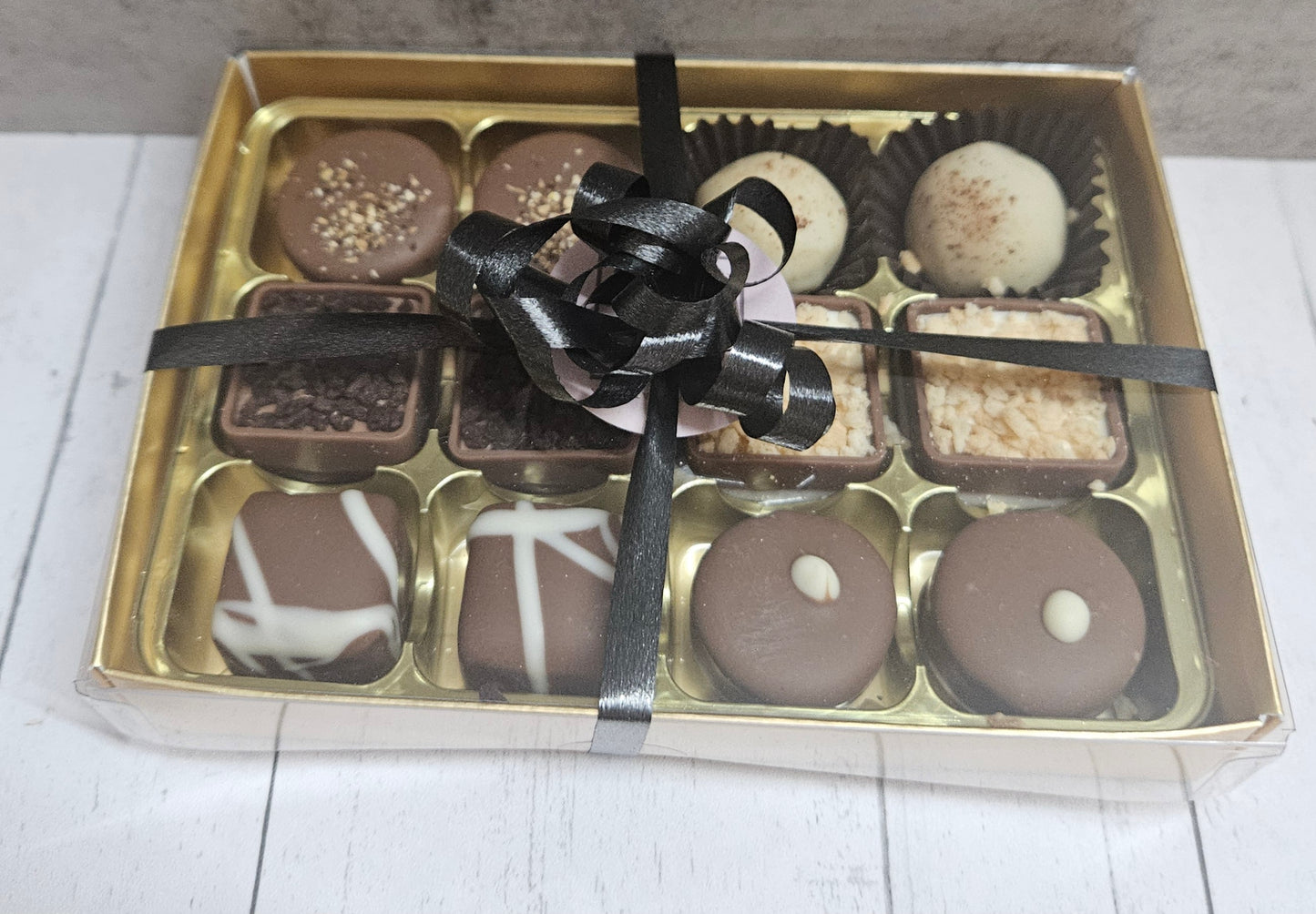 Mixed Chocolate Selection, No Alcohol & No Nuts, 220g