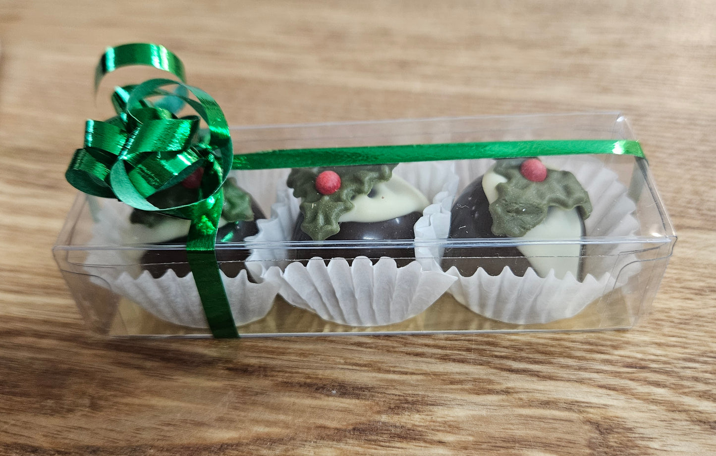 Christmas pudding rum truffles